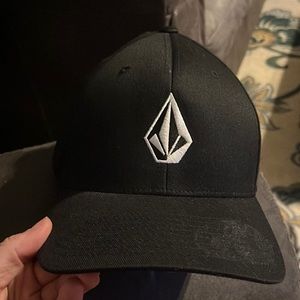 Volcom kids hat